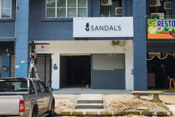 Y Sandals